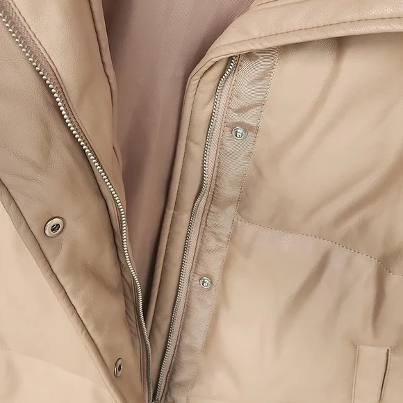 Abercrombie & Fitch Beige Puffer Vest - Picture 4 of 7